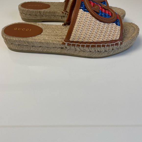 GUCCI Interlocking GG Espadrilles. - Picture 4 of 7